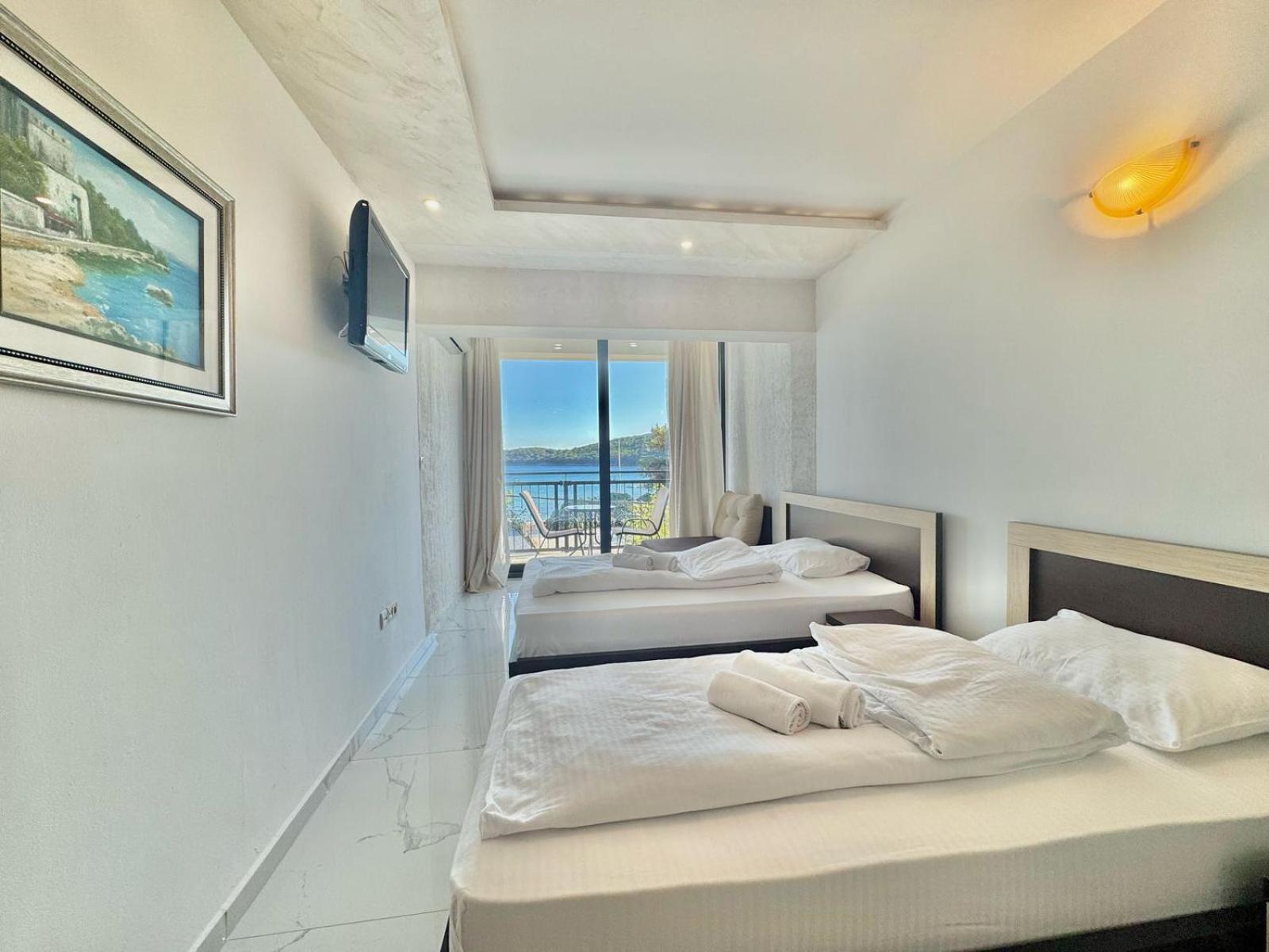 Pensjonat Beachfront Palma - Jaz Budva